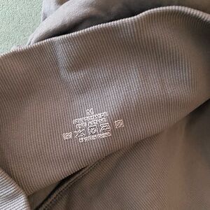 Light grey Ribbed workout shorts